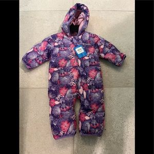 Columbia down Snowsuit NWT